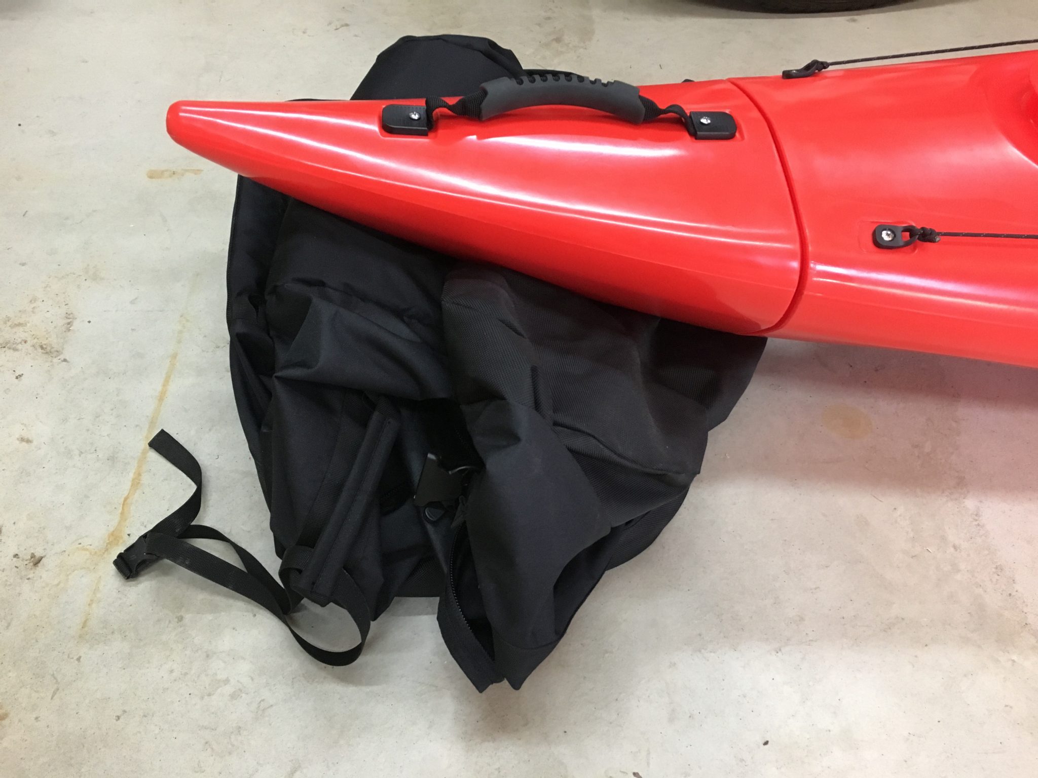 prop bow up with bag